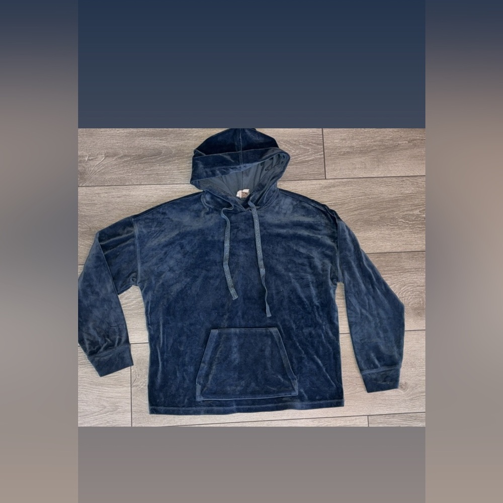 Loft Small Long Sleeved Hoodie Shirt Velour Velvet Blue Super Soft EUC